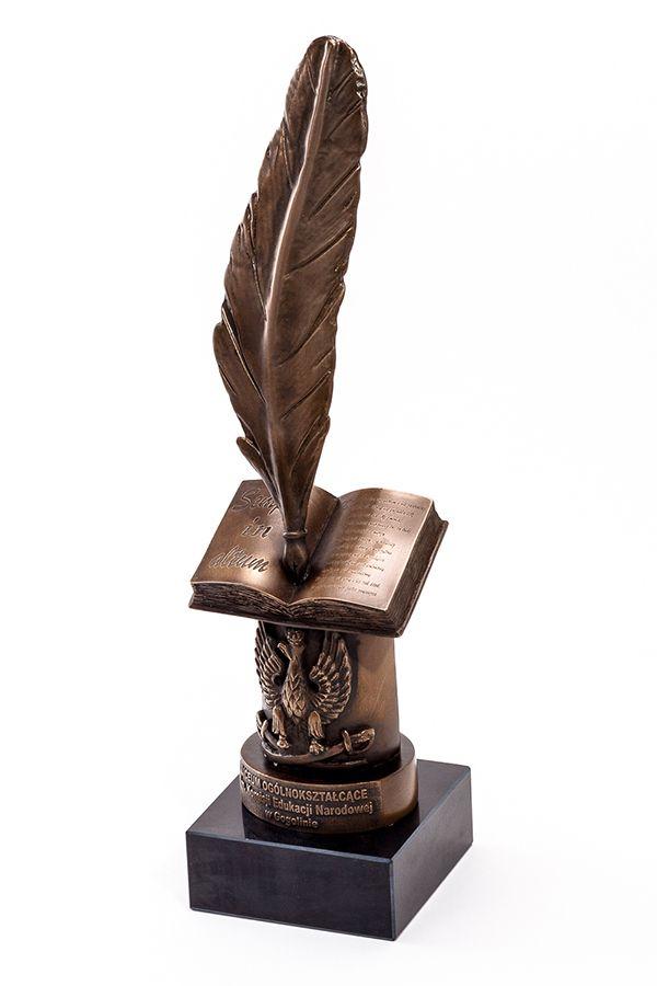 Estatueta Impressas em 3D -  D3D030